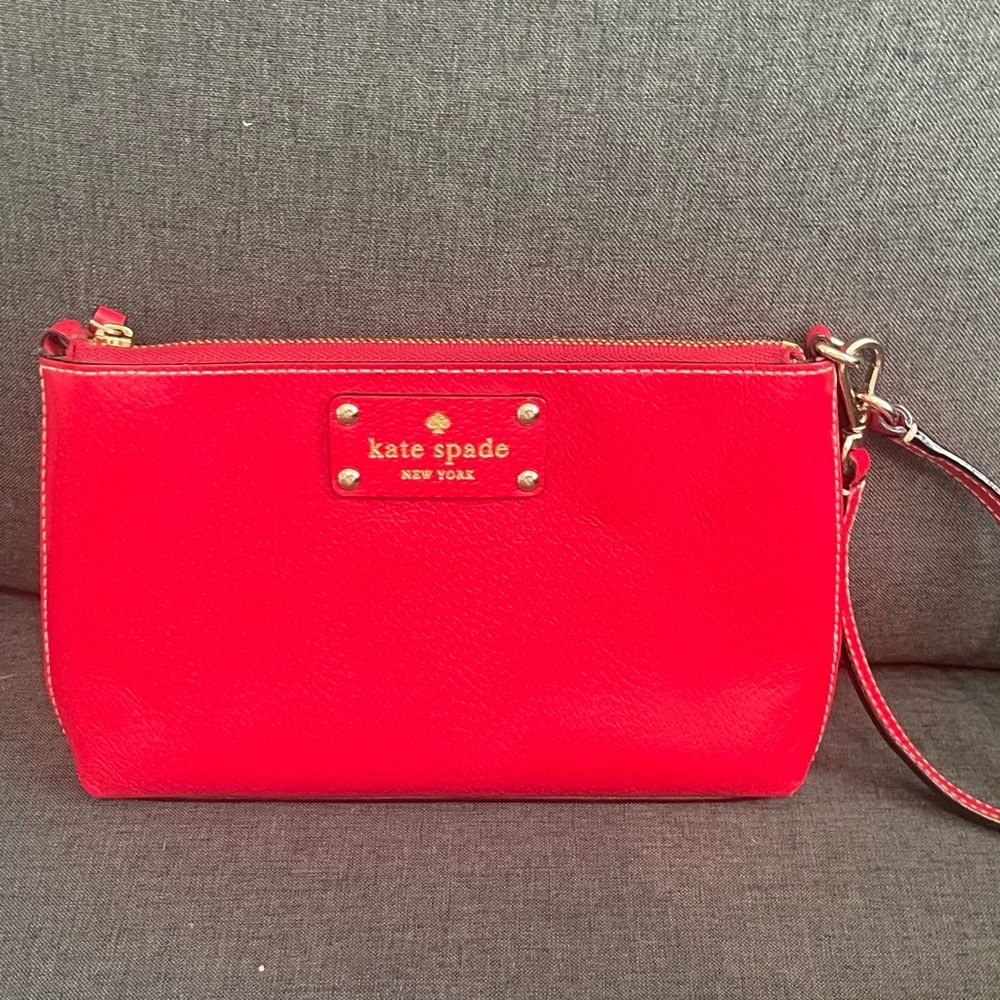 Kate Spade Layton Wellesley Vibrant Red Wristlet Wallet